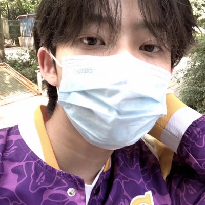 ins暖系男头像