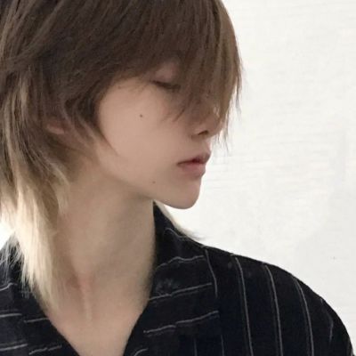 优质ins小清新文艺男头图片