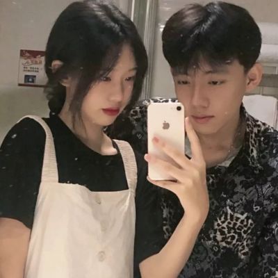 18岁最火的情侣头像