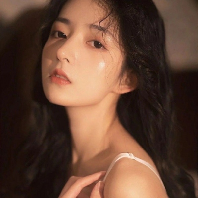 流行2025年头像女生高清图片
