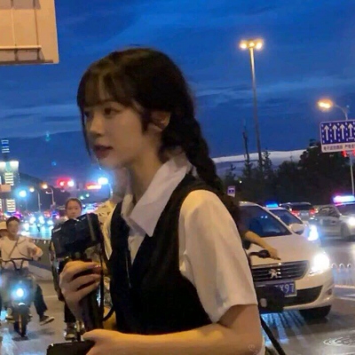 高级小众情侣头像一男一女