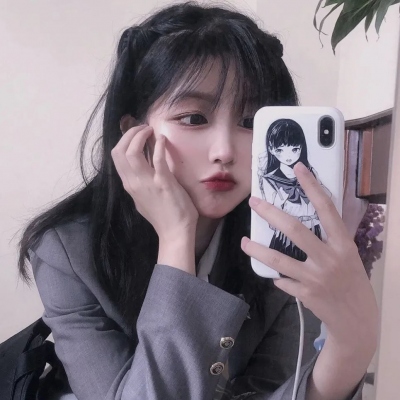 最火潮流头像2025女生图片