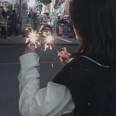 时髦女生头像