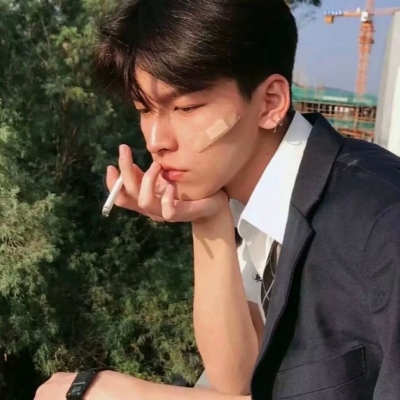 2025男生专用头像超火图片