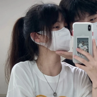 情侣头像真人一左一右