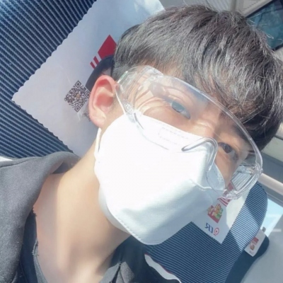 微信真人头像男生小众