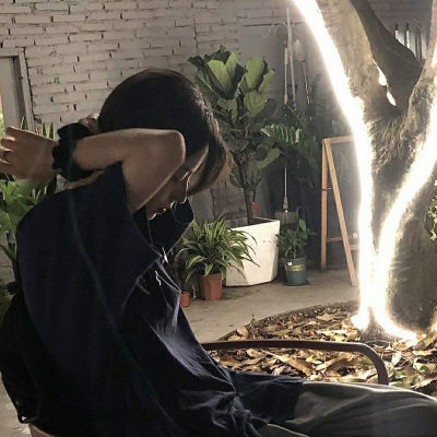 网图女生头像丧