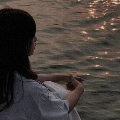 网图女生头像丧