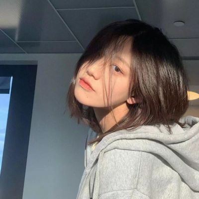 2025年QQ图像女生