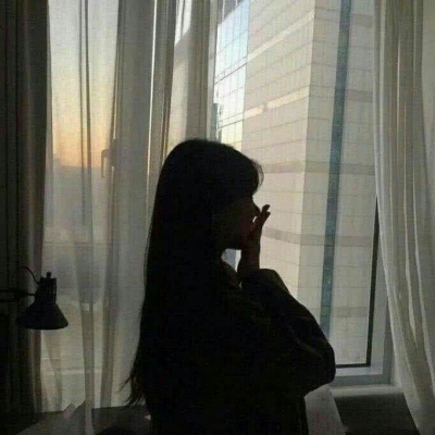 网图女生头像丧
