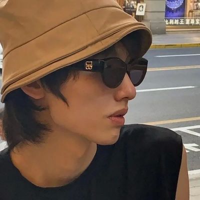 男生炫酷高冷帅气头像