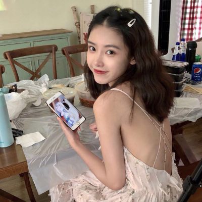 阳光乐观可爱女生头像