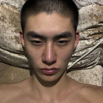 男生炫酷高冷帅气头像