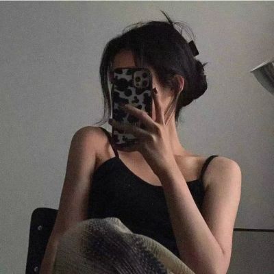 2025微信头像女生真人高清图片