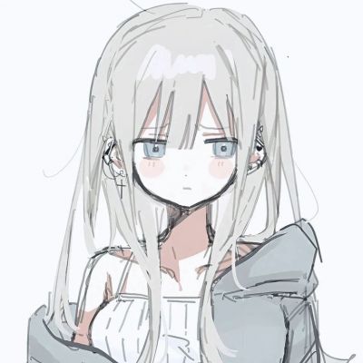 很火的手绘头像动漫女