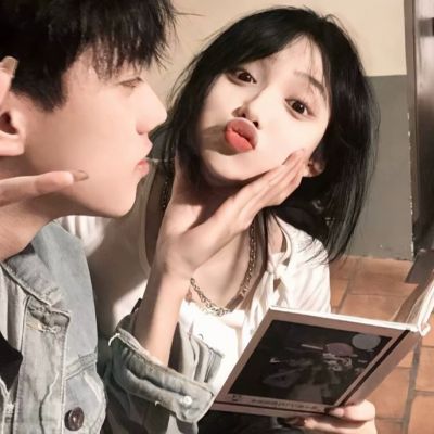 酷一点的恋爱情侣头像真人高清图片
