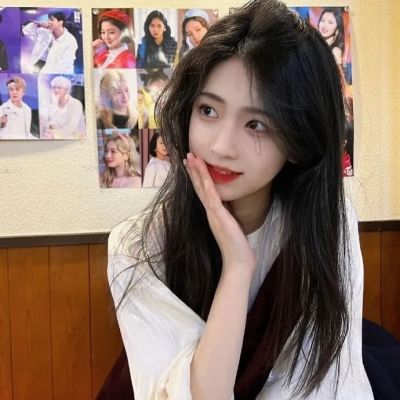 2025最新女生头像真人高清图片
