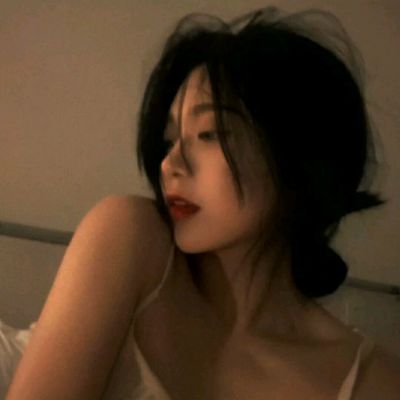 2025单身女生头像真人高清图片