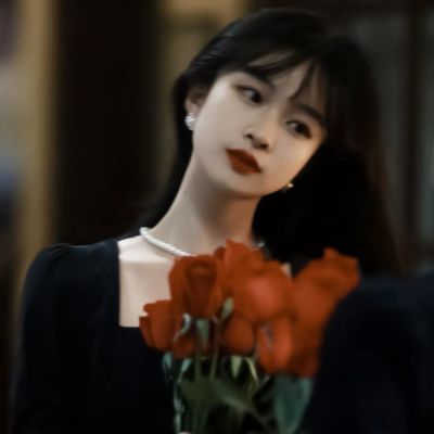 超火高贵冷艳女生头像