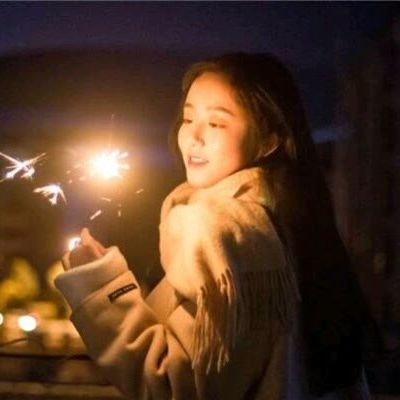情侣不明显的情头