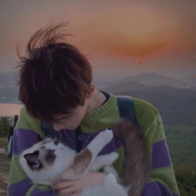 撸猫男生头像真人高清帅气图片
