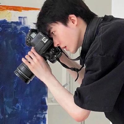 男生头像帅气小众高级干净高清真人图片