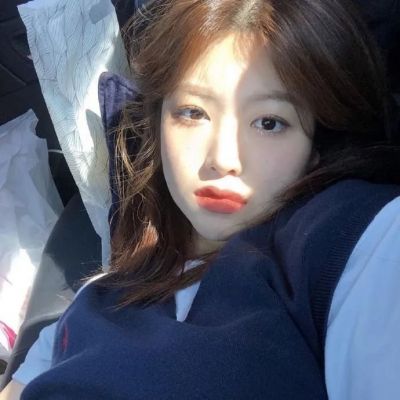 2025最新女生头像真人高清图片