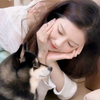 2025最火女生抖音头像