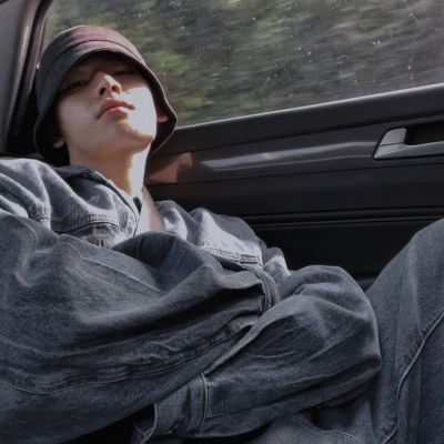 单人超帅气男生头像真人高清图片