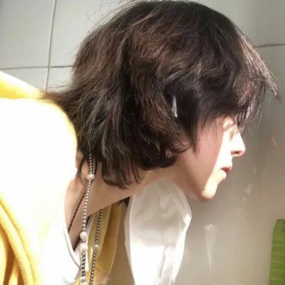 摆烂微信头像男