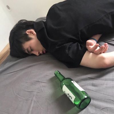 摆烂微信头像男