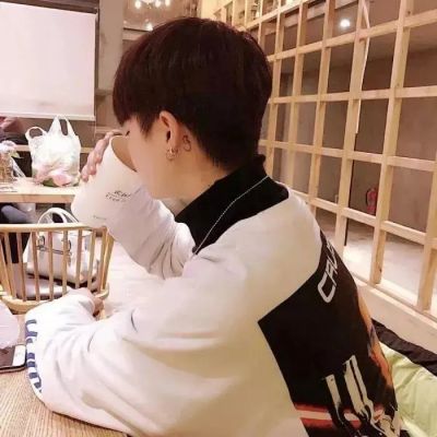 情侣头像一左一右少见好看高清图片