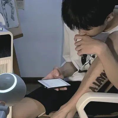 优质男生单人图像头像