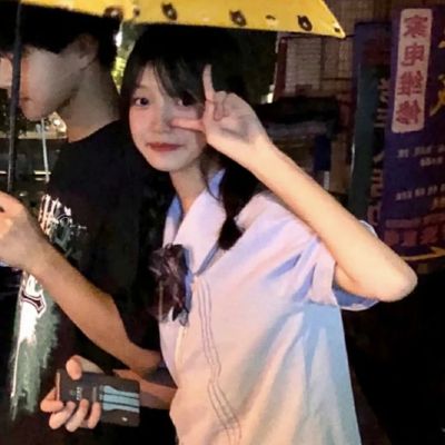 QQ好看真人情侣头像图片