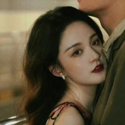 成熟甜蜜浪漫真人一对两张情侣头像图片
