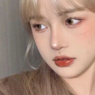 2025头像真人女