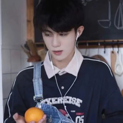 个性真人帅哥头像图片高清