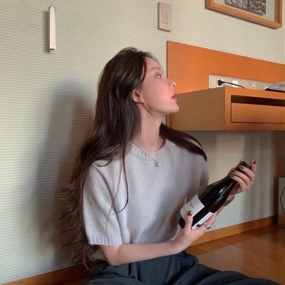 原宿风真人女头无水印优质高清图片