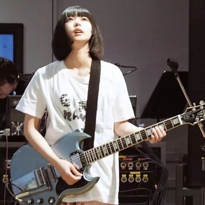 氛围感超赞的情侣头像真人一对两张图片