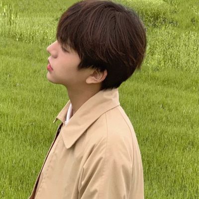 高级感头像帅哥
