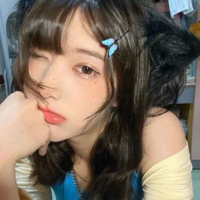 干净青春女生温柔头像真人高清图片