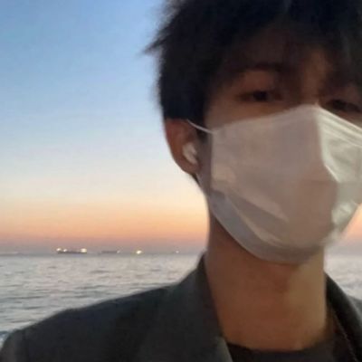 单人超帅气男生头像真人高清图片