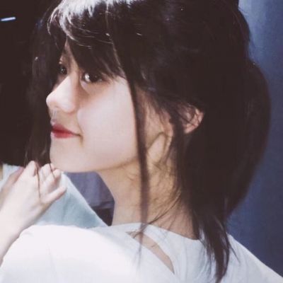 2025年好看的女生头像图片