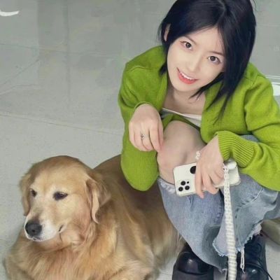 女生头像ins高级质感绿色真人图片