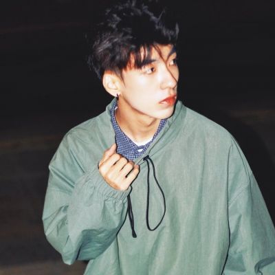 男生微信摆烂头像