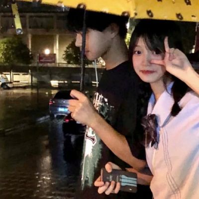 QQ好看真人情侣头像图片