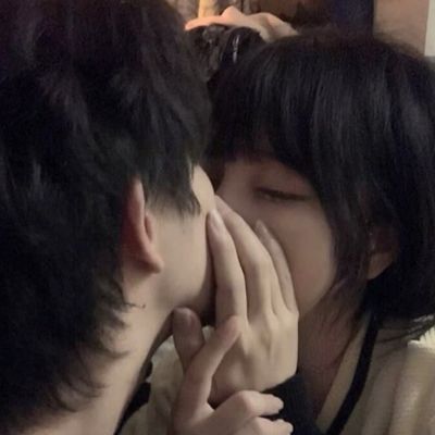 情侣头像双人不露脸青春一对两张高清图片