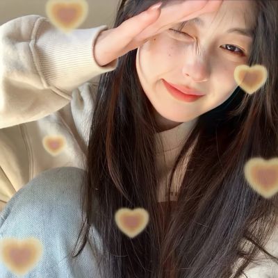 女生微信头像微笑有氛围感真人高清图片