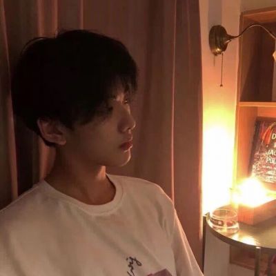 情侣不明显的情头