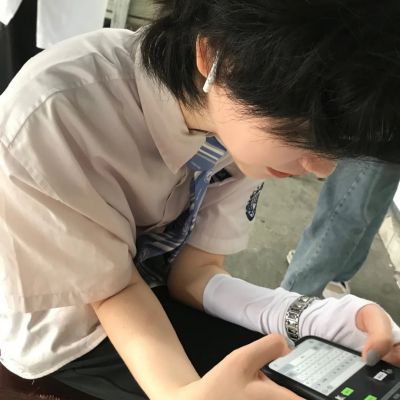 摆烂微信头像男